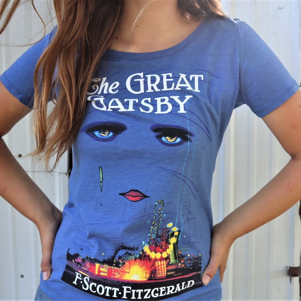 NWT Out of Print The Great Gatsby t-shirt size L